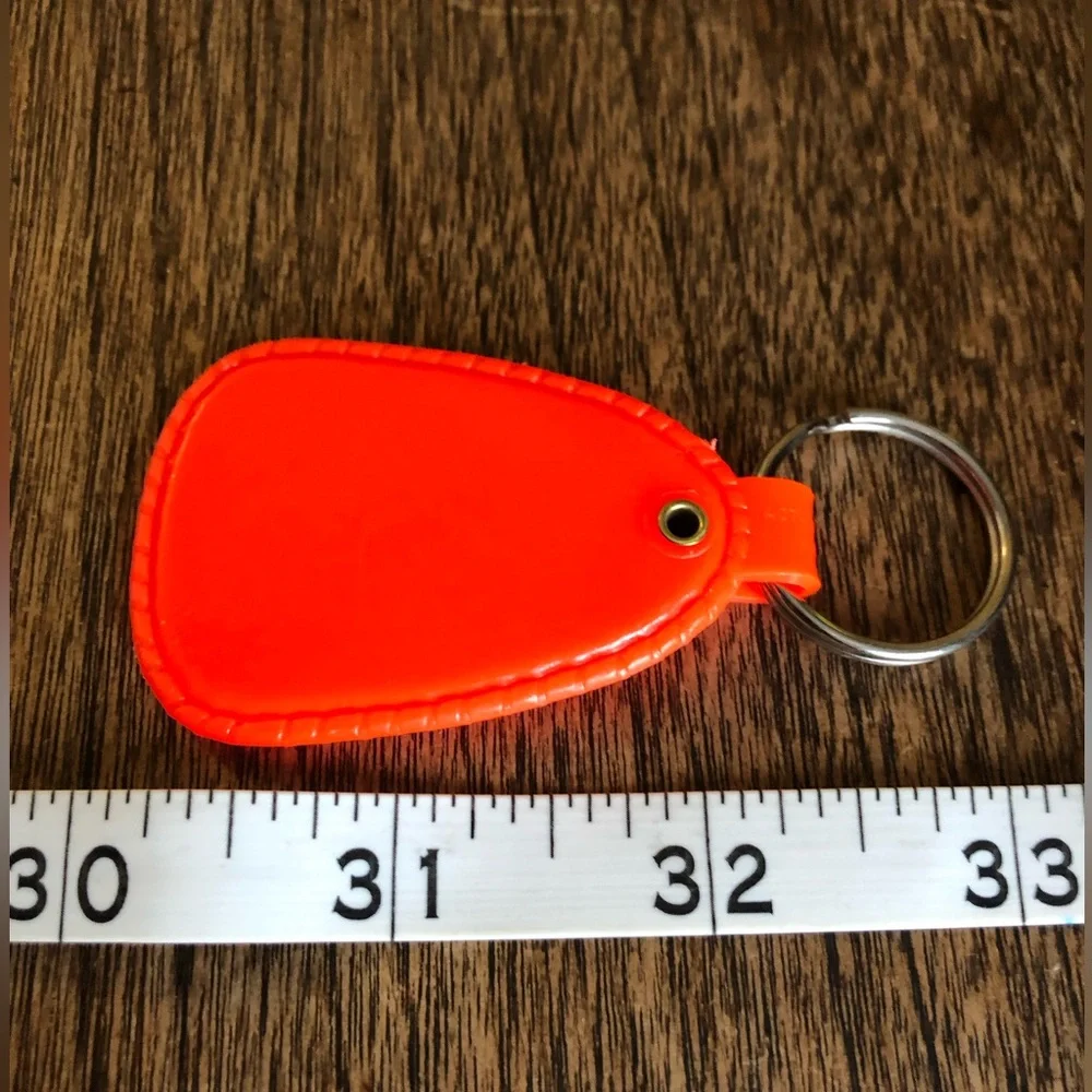 Vintage Advertising Keychain- Mason Shoe Dealer